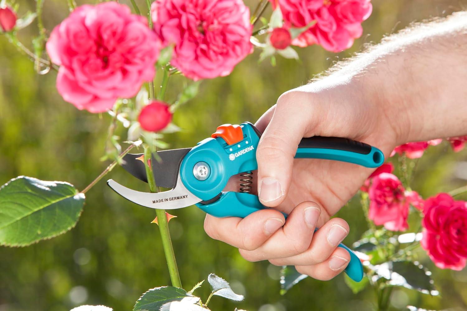 imageGARDENA 08857 Adjustable Bypass Garden Pruning Shears for Trees Roses and Flowers Heavy Duty Professional Steel Cutting Blades Sharp Trimming Pruners Made in GermanyBypass