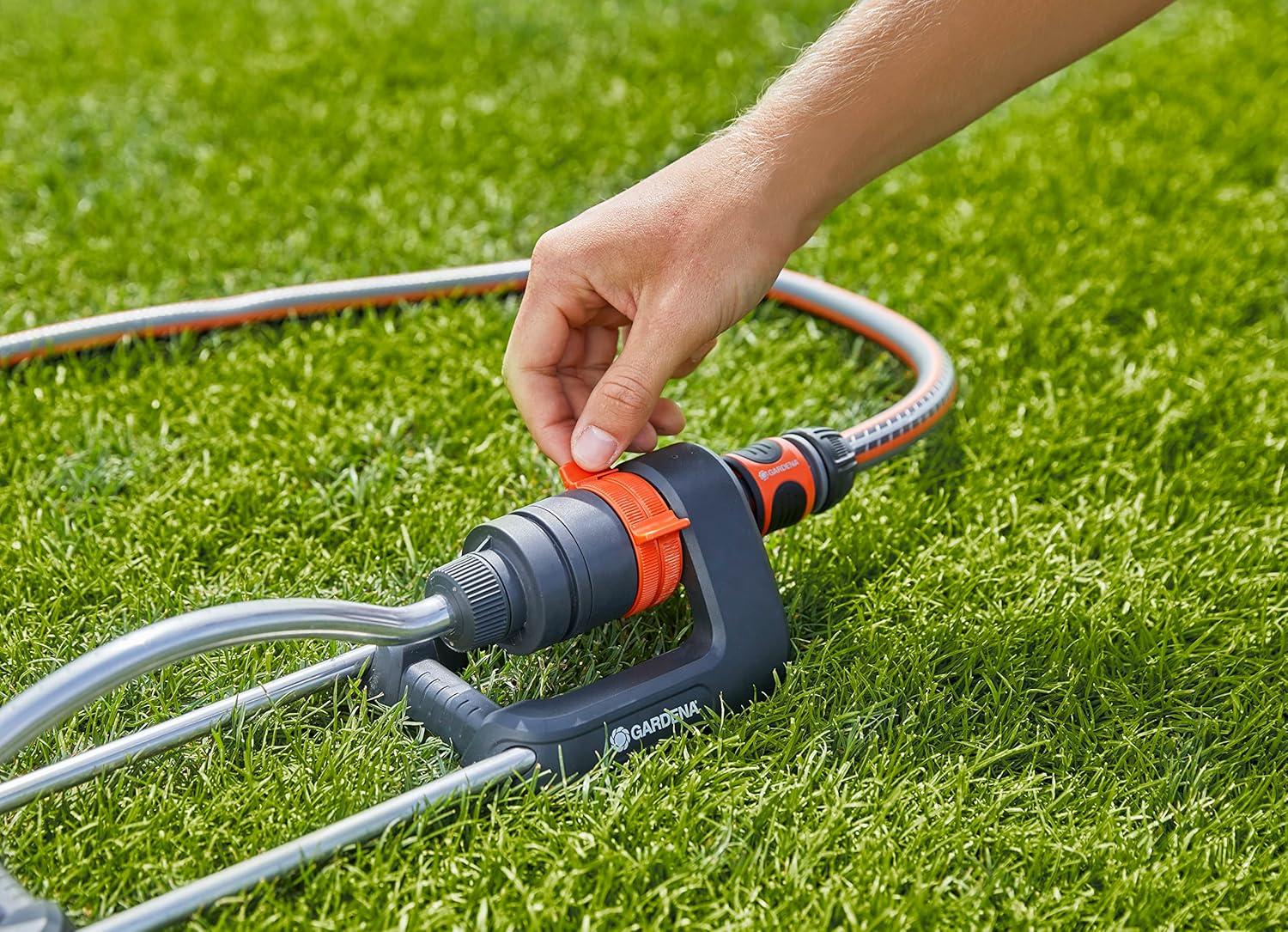 imageGARDENA 18700 Up to 2400 sq ft Adjustable Oscillating Yard Sprinkler for Watering Large Area Lawn and Garden Gardena Outdoor oscillating sprinklers Have Wide Heavy Duty Base2400 ft