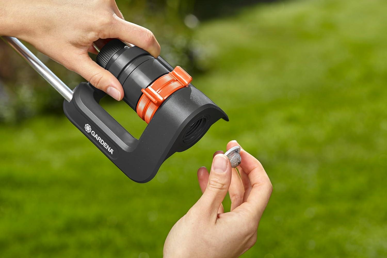 imageGARDENA 18704 Up to 3000 sq ft Adjustable Oscillating Yard Sprinkler for Watering Large Areas of Lawn and Garden Gardena Outdoor oscillating sprinklers Have Wide Heavy Duty Base for Stability