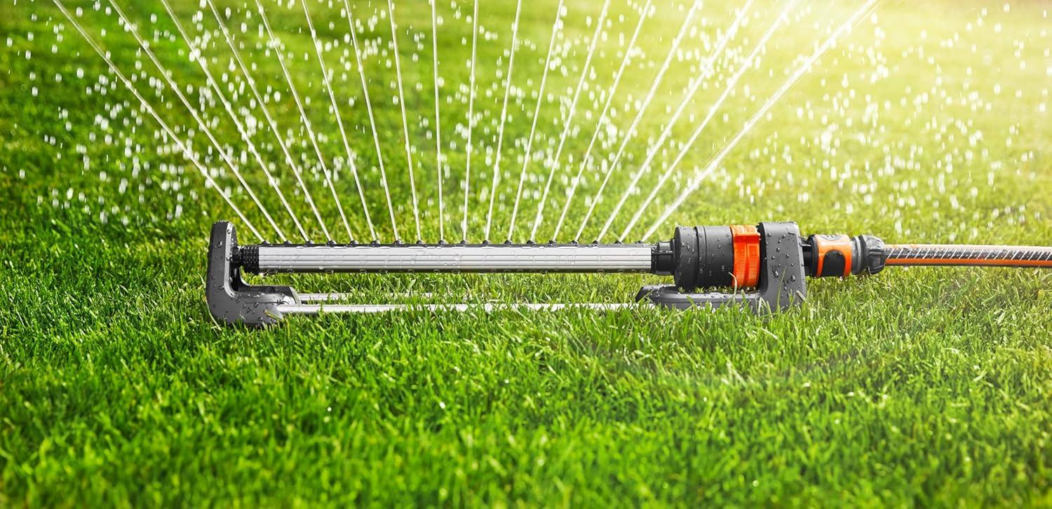 imageGARDENA 18704 Up to 3000 sq ft Adjustable Oscillating Yard Sprinkler for Watering Large Areas of Lawn and Garden Gardena Outdoor oscillating sprinklers Have Wide Heavy Duty Base for Stability