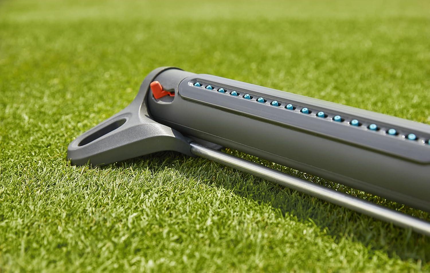 imageGARDENA 20570 Up to 3800 sq ft AquaZoom Adjustable Oscillating Yard Sprinkler for Watering Large Area Lawn and Garden Aquazoom Outdoor oscillating Sprinkler has Wide Heavy Duty Base3800 ft