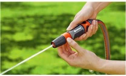 imageGardena EcoLine Ncessaire de base Avec pistolet de nettoyage nez de robinet adaptateur raccord de tuyau et raccord aquastop pour arrosage et nettoyage rsistant aux UV et au gel 1890020Ncessaire de base