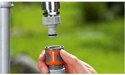 imageGardena EcoLine Ncessaire de base Avec pistolet de nettoyage nez de robinet adaptateur raccord de tuyau et raccord aquastop pour arrosage et nettoyage rsistant aux UV et au gel 1890020Ncessaire de base