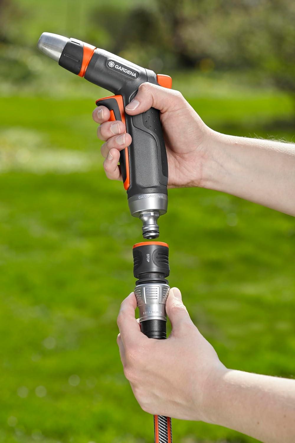 imageGardena EcoLine Ncessaire de base Avec pistolet de nettoyage nez de robinet adaptateur raccord de tuyau et raccord aquastop pour arrosage et nettoyage rsistant aux UV et au gel 1890020Ncessaire de base Premium