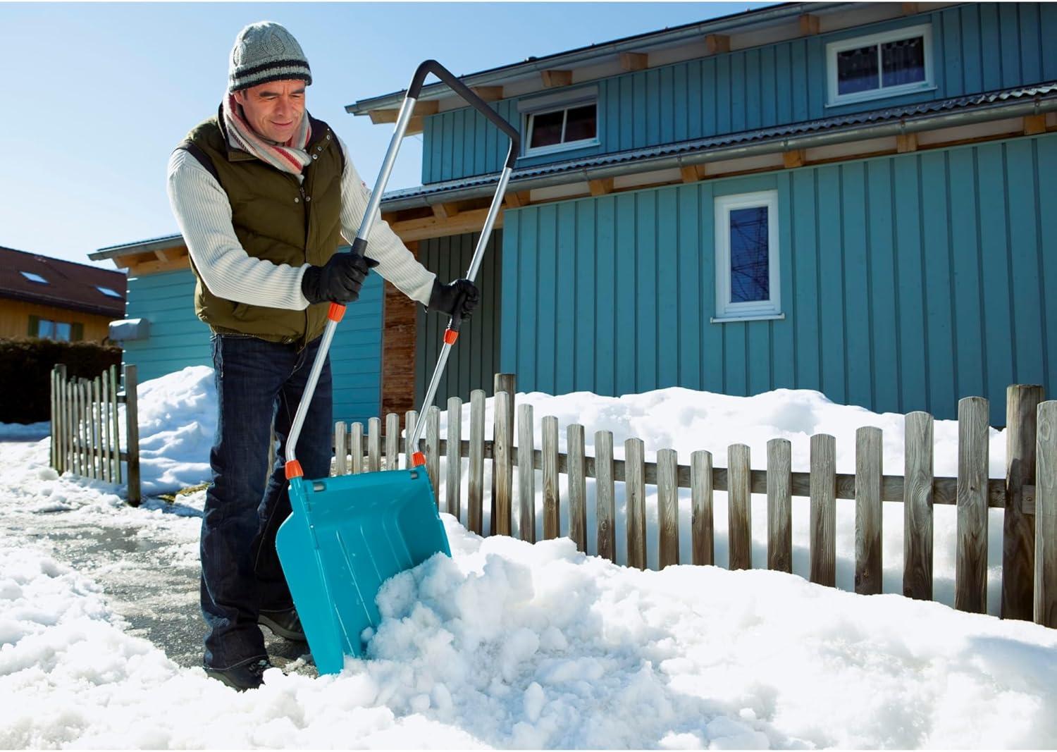 imageGardena Pelle neige KST 50 combisystem pelle de dneigement avec bord en plastique rsistant labrasion lame en plastique rsistant au froid jusqu 40 C largeur de travail 50 cm 324120Traneau neige