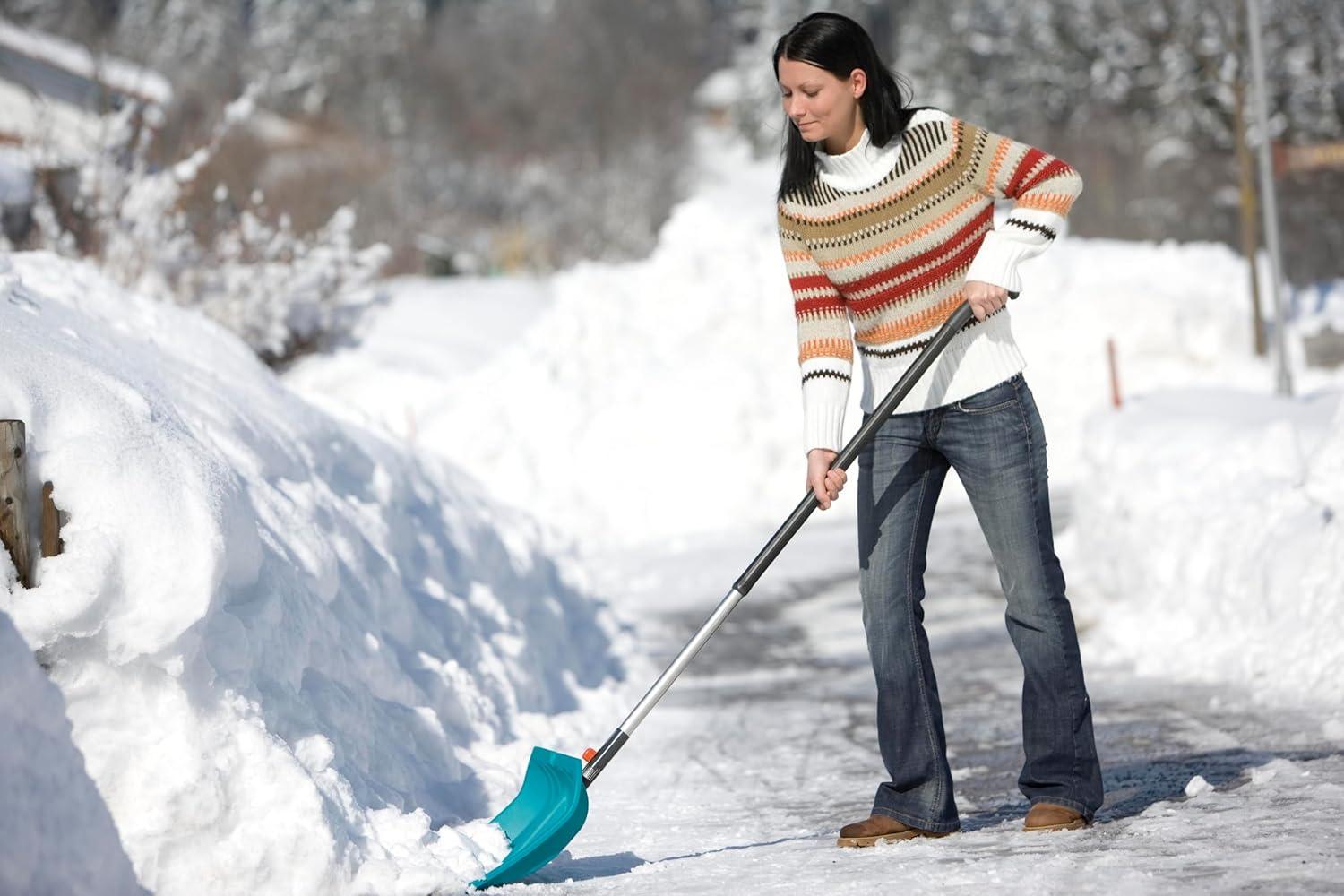 imageGardena Pelle neige KST 50 combisystem pelle de dneigement avec bord en plastique rsistant labrasion lame en plastique rsistant au froid jusqu 40 C largeur de travail 50 cm 324120Raclette en acier inoxydable 50 cm