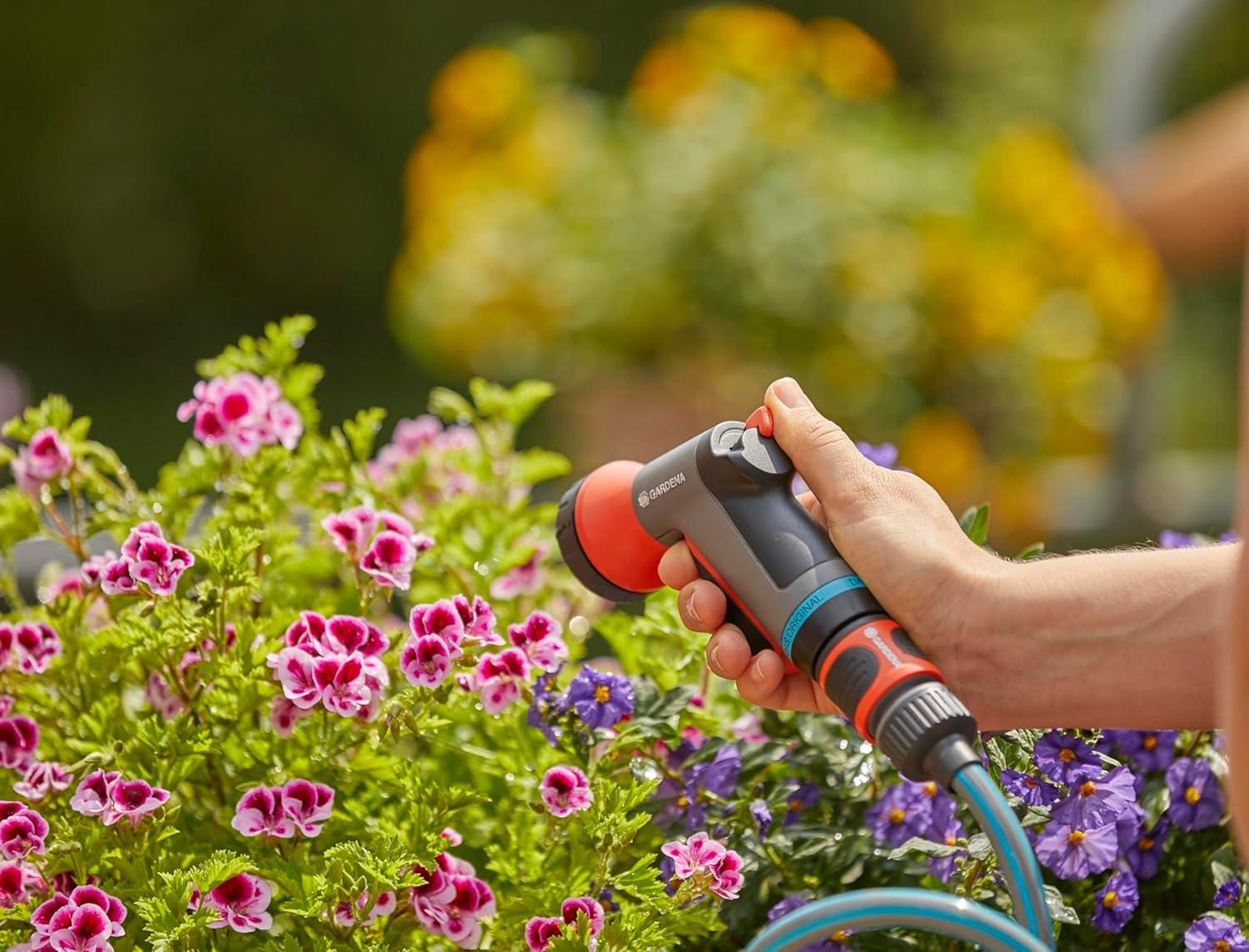 imageGardena pistoletarrosoir de balcon lance darrosage des plantes pulvrisation ultra douce protection contre le gel commande une main 1840520Pistoletarrosoir de balcon