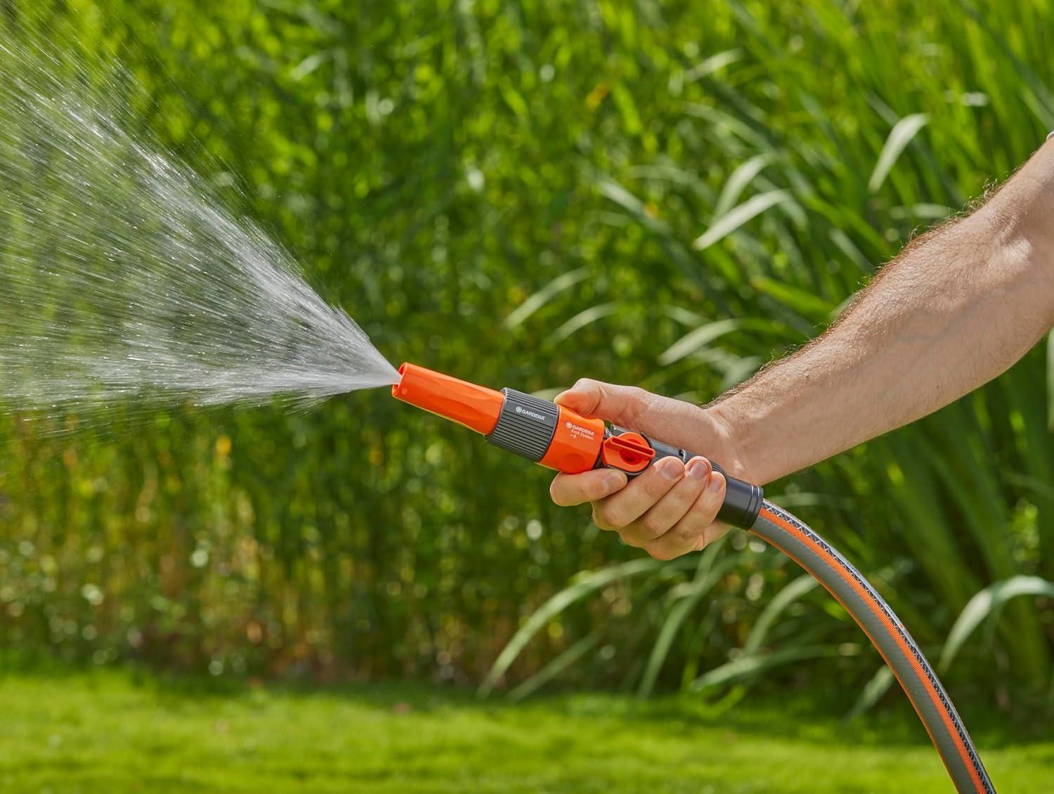 imageLancearrosoir grand dbit de Gardena lance de jardin pour un dbit deau lev avec jet deau rglable en continu 28472030 x 20 x 20 cm