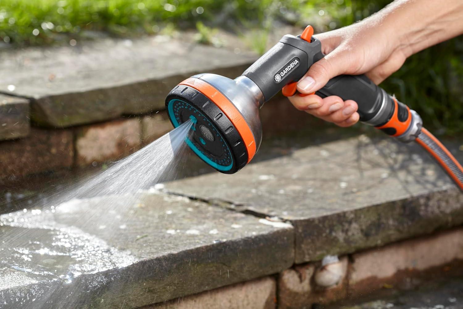 imagePistolet darrosage multiapplications Comfort de Gardena pistolet darrosage et de nettoyage 5 formes de pulvrisation rsistant au gel1831520Pistolet multiapplications Premium
