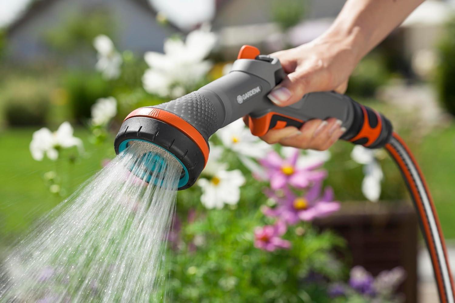 imagePistoletarrosoir pour plantes sensibles Comfort de Gardena pulvrisateur pour larrosage des fleurs des herbes et des semis rglable 1832120Pistoletarrosoir pour plantes sensibles