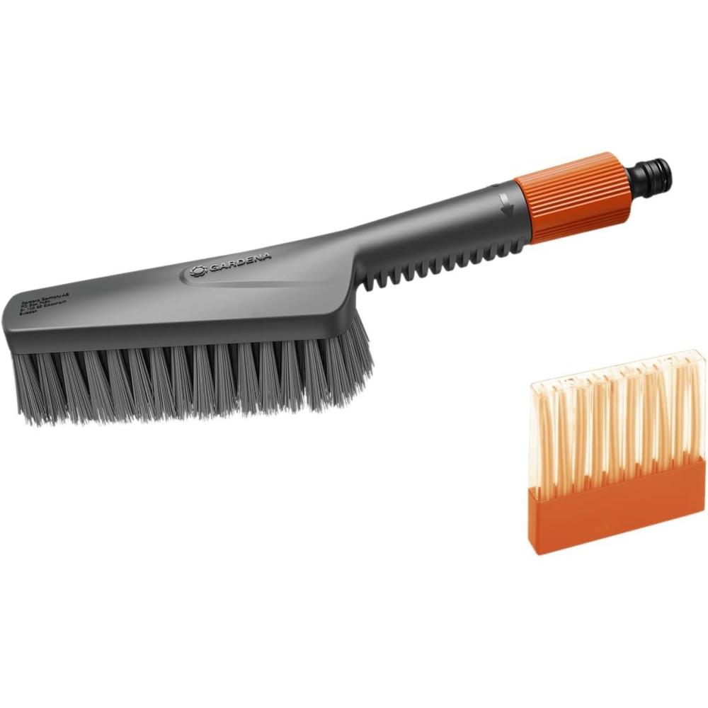 imageGardena Cleansystem Kit de lavage avec brosse main S souple brosse pour surfaces sensibles ampamp recoins troits avec dbit rglable btonnets inclus pour un nettoyage efficace 1886020