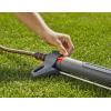 Arroseur pour surfaces carrées AquaZoom Gardena S : Arroseur pour l’arrosage de surfaces de 9-150 m², portée 3-15 m, distance de jet 3-10 m, filtre métallique intégré (18710-20)(9 m² – max. 250 m²)