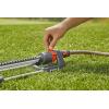 Arroseur pour surfaces carrées Gardena Aqua S : Arroseur pour l’arrosage de surfaces de 90-220 m², portée 7-17 m, distance de jet max. 13 m, filtre métallique intégré (18700-20)(L)