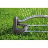 Arroseur pour surfaces carrées Gardena Aqua S : Arroseur pour l’arrosage de surfaces de 90-220 m², portée 7-17 m, distance de jet max. 13 m, filtre métallique intégré (18700-20)(S)