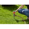 Arroseur rotatif Foxtrott Classic de Gardena : arroseur de pelouse pour un arrosage uniforme de surfaces jusqu&rsquo;à 130 m², sans flaques d&rsquo;eau, secteur d&rsquo;irrigation 360°, portée de 13 m (1953-20)(max ⌀17m)