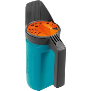 Gardena Épandeur à main : conteneur et épandeur manuel, idéal pour épandre facilement du sel, du sable ou des gravillons grâce à un système unique de dosage, utilisable aussi pour l&rsquo;engrais (3255-20)(Épandeur à main S)