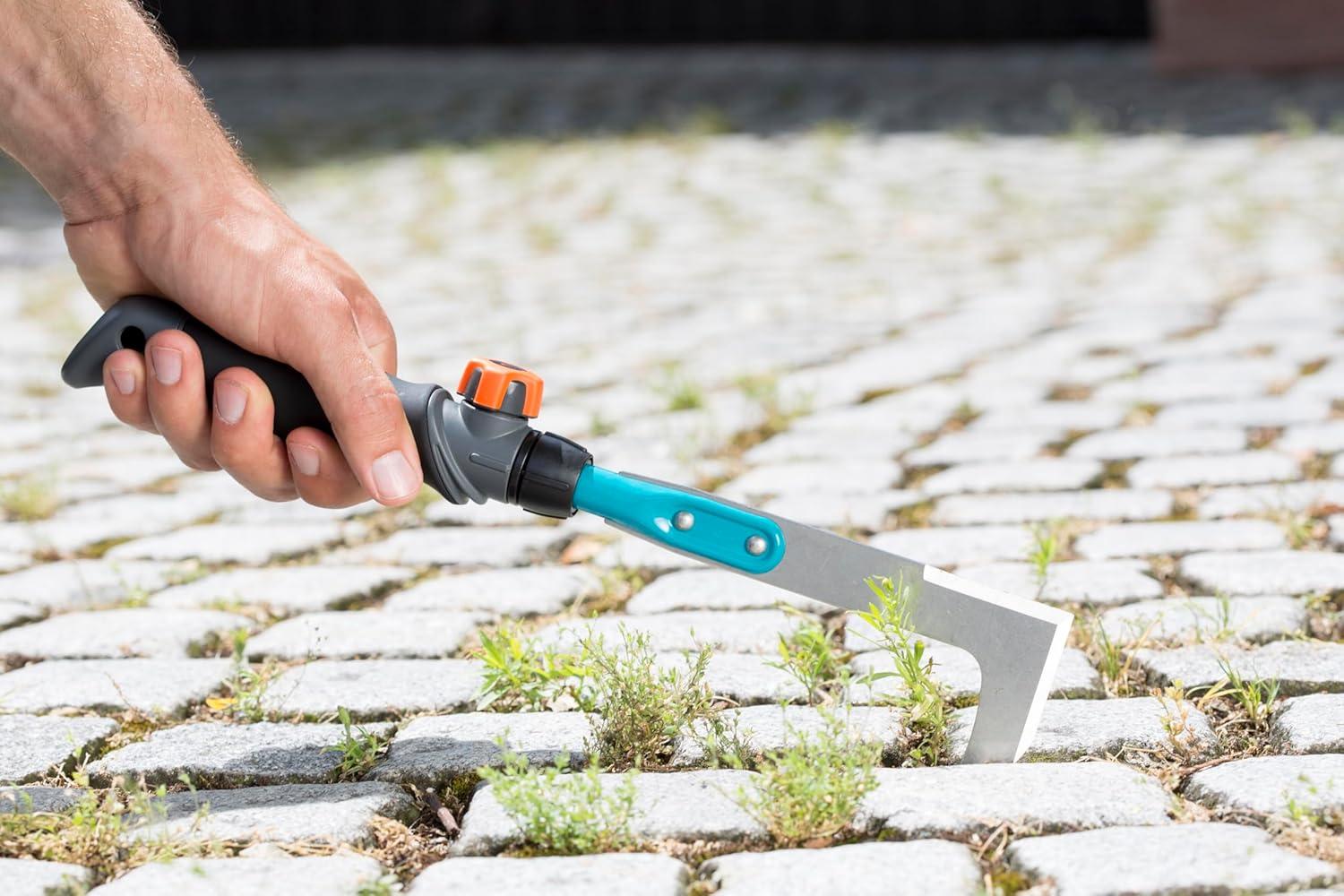 imageBalai gazon Combisystem de Gardena balai main pour ramasser les dchets de jardin largeur de travail 12 cm en acier de qualit poigne ergonomique protection contre la corrosion 891920Couteaumousseur