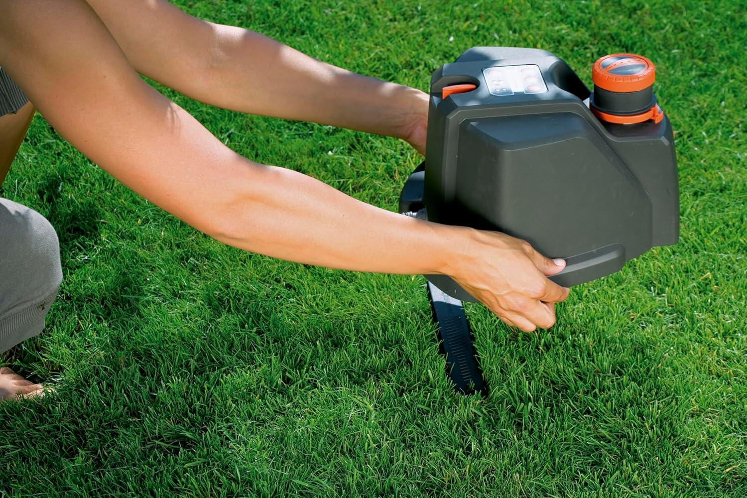 imageGardena Arroseur de surface AquaContour Comfort arroseur de surface pour larrosage personnalis de presque tous les contours du jardin programmation facile porte de 25 105 m 813320Arroseur multisurfaces AquaContour automatique