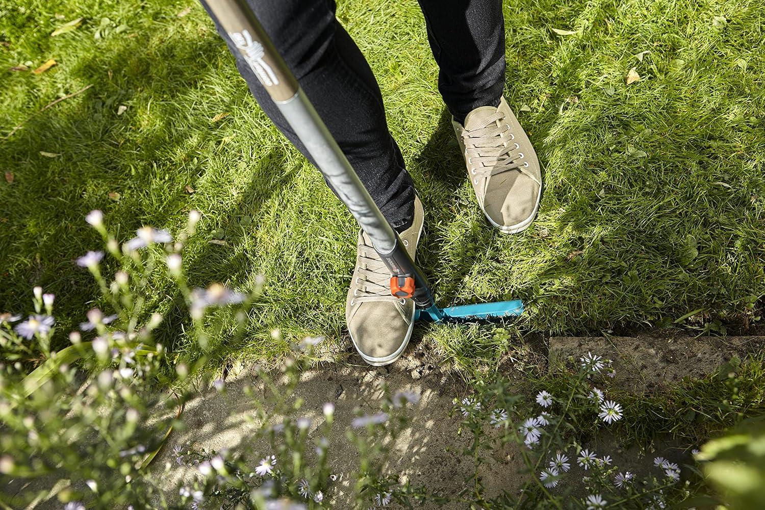 imageGardena Binette Combisystem outil idal pour arracher les mauvaises herbes sur les platesbandes forte densit de plantation largeur de travail 14 cm pour tous les manches cs 311220Binette 16 cm