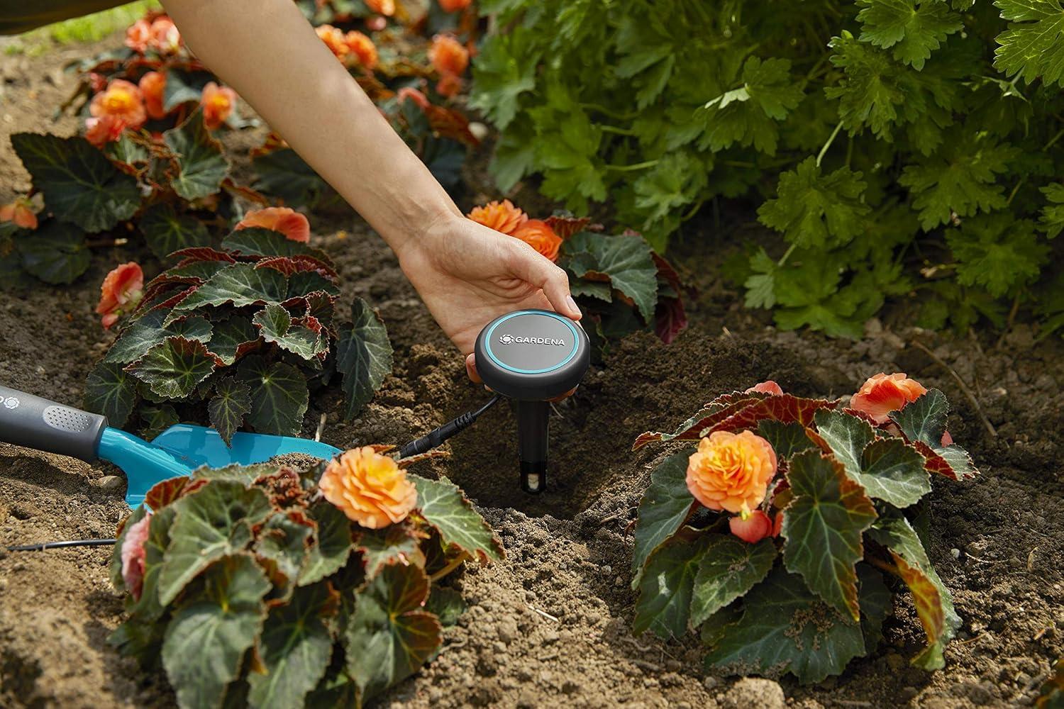 imageGardena Cble de rallonge 10 m Pour capteur de pluie Gardena et sonde dhumidit du sol Gardena cble de raccordement avec systme Click simple jusqu 105 m sur et sous le sol 0186820