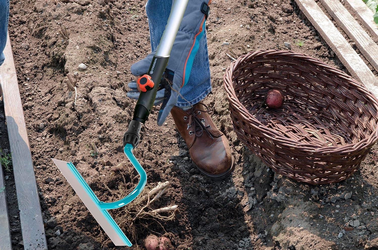 imageGardena Combissystem Tournops Hoe Weedtecher Pour le Wee et la hachage de 18 cm de largeur de travail en acier haute qualit de haute qualit adapte toutes les tiges du combisystem 319020Binette betterave 18 cm