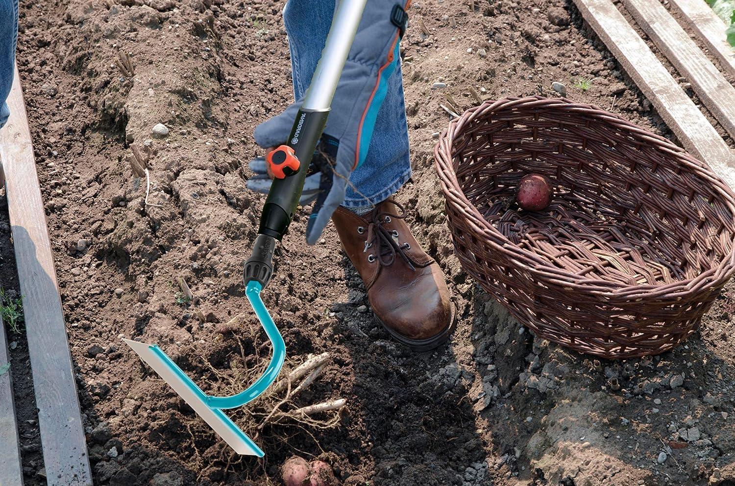 imageGardena Combissystem Tournops Hoe Weedtecher Pour le Wee et la hachage de 18 cm de largeur de travail en acier haute qualit de haute qualit adapte toutes les tiges du combisystem 319020Binette betterave 16 cm
