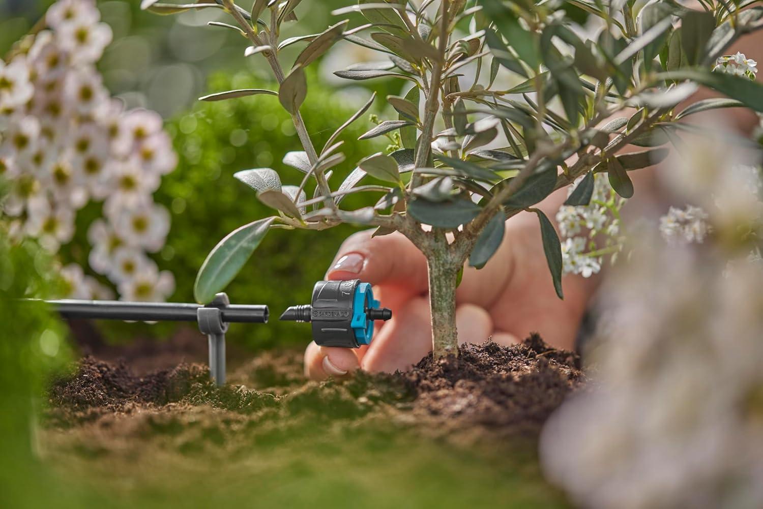 imageGardena MicroDrip System Goutteur dextrmit rglable rgulateur de Pression Embout pour Irrigation Goutte Goutte pour arroser des Plantes avec diffrentes hauteurs de Pot 1330420