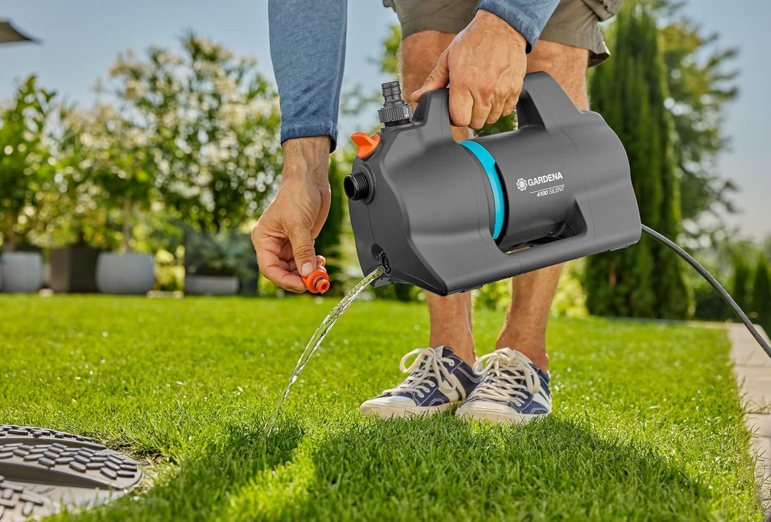 imageGardena Pompe de jardin 4100 Silent Set Pompe dirrigation trs silencieuse et innovante avec kit daspiration de 35 m et tuyau classique de 20 m dbit 4100 lh moteur 550 W tanche905120