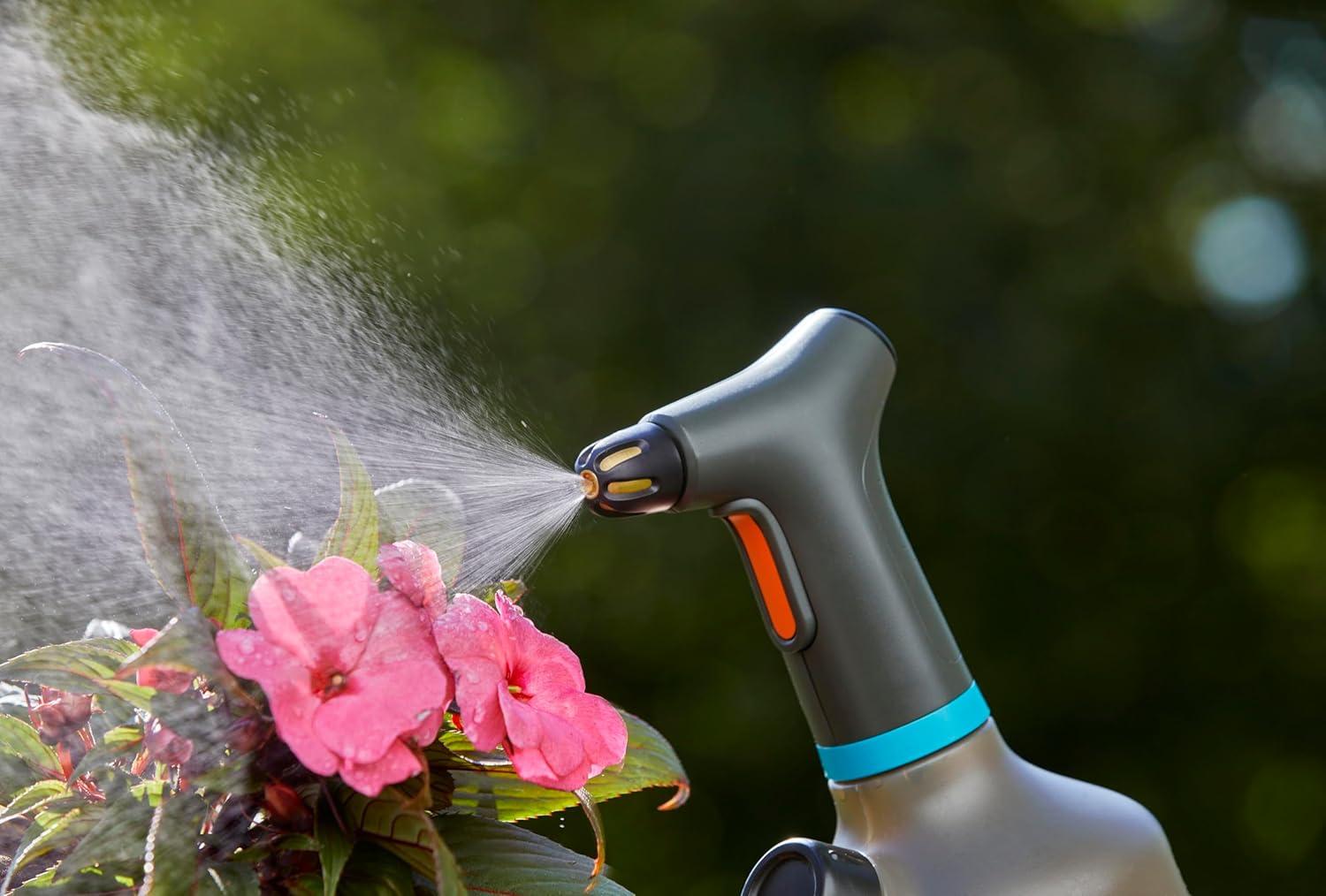 imageGardena Pulv ppe1 EasyPump Pulv PE SS Fil AC fonct 360 buse Laiton gdee ouver plastitranslucide AC Bouch Dos indic NV Remplissage 11114201000 ml
