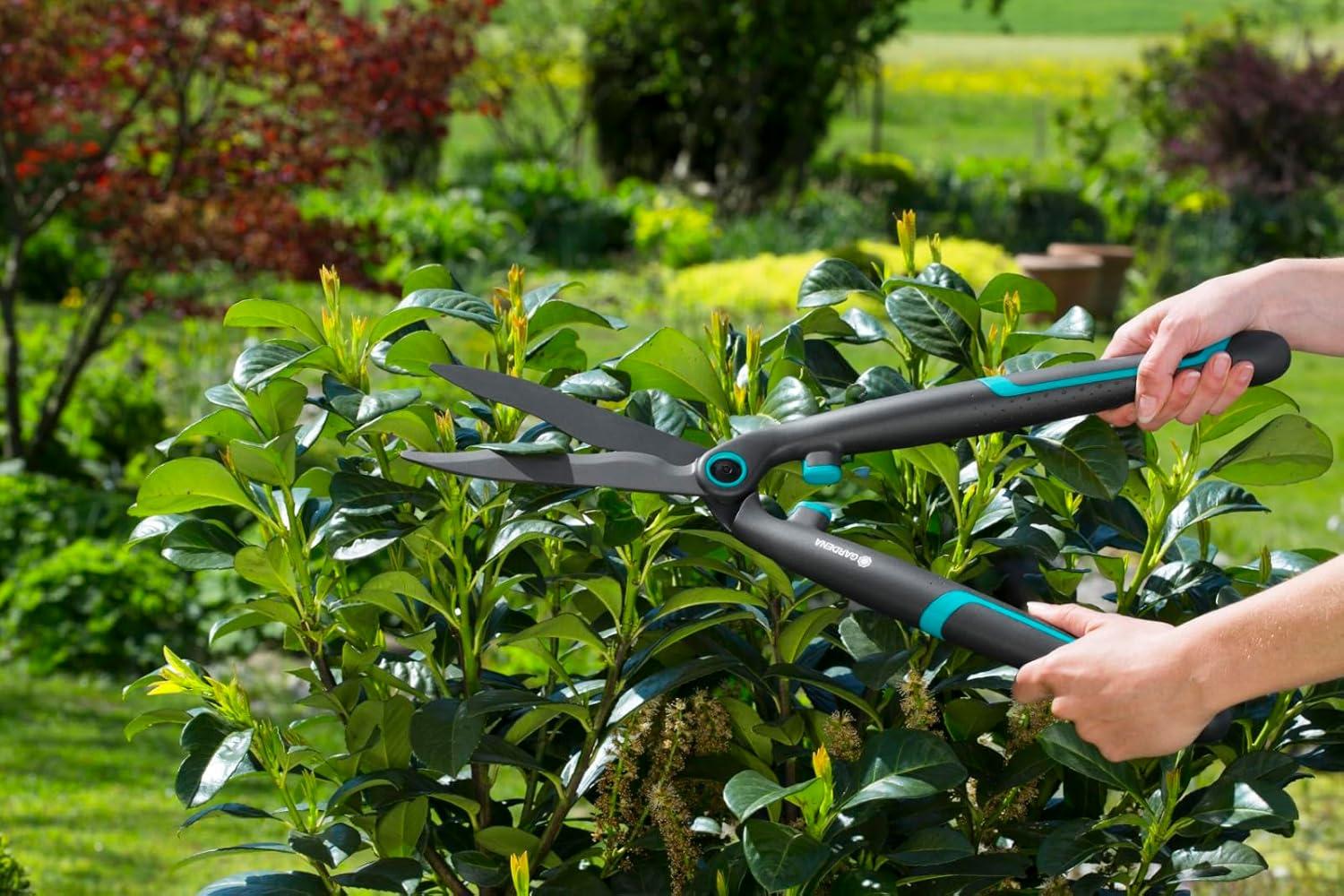 imageGardena TailleHaies EasyCut Ciseaux de Jardin lgers pour la Coupe de Haies et de buissons 20 cm Lames avec revtement Antiadhrant poigne en Plastique Ergonomique 1230120Longueur de lame 10cm poigne en plastique