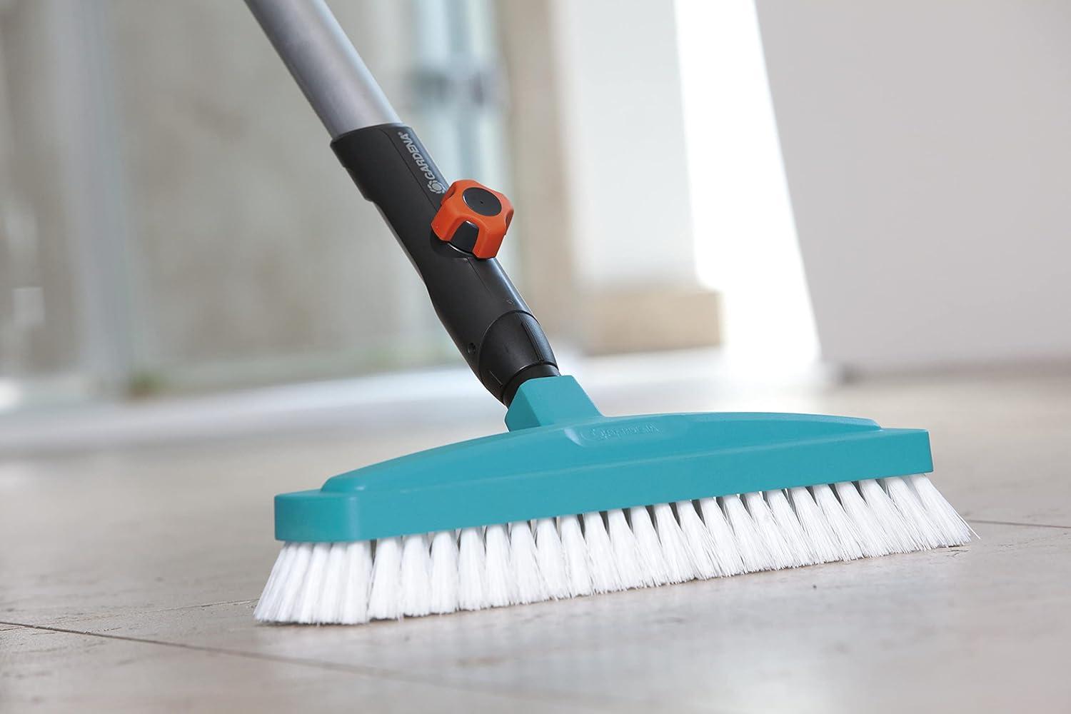 imageGardena combisystem purateurOutil optimal pour le nettoyage de la maison une largeur de travail de 30cm une tact de polypropylne hautement lastique des meubles et des artes arrondies 36392035x30x16 cm