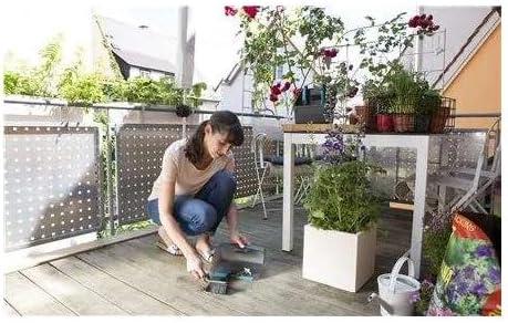 imageKit balcon de Gardena bote en plastique avec pelle intgre et kit 4 pices pour jardiner sur les balcons et terrasses transplantoir griffe fleurs scateur et brosse 897020