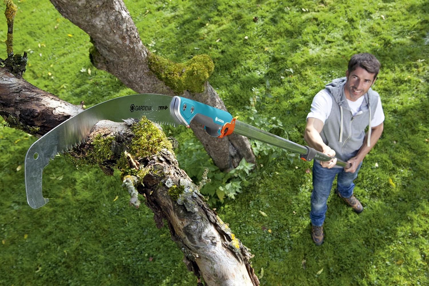 imageScie arque Combisystem 300 PP de Gardena scie branche pour des coupes de branches optimales longueur de lame 315 mm bute antidrapante denture de prcision avec afftage des 2 cts 873888300 mm