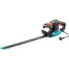 Taille-haies électrique EasyCut 500/55 de Gardena : taille-haies électrique avec moteur de 500 W, 55 cm de longueur de lame, écartement des dents de 18 mm, butée de protection (9832-20)(Longueur de lame: 50 cm | 450 W)