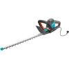 Taille-haies électrique EasyCut 500/55 de Gardena : taille-haies électrique avec moteur de 500 W, 55 cm de longueur de lame, écartement des dents de 18 mm, butée de protection (9832-20)(Longueur de lame: 50 cm | 550 W)