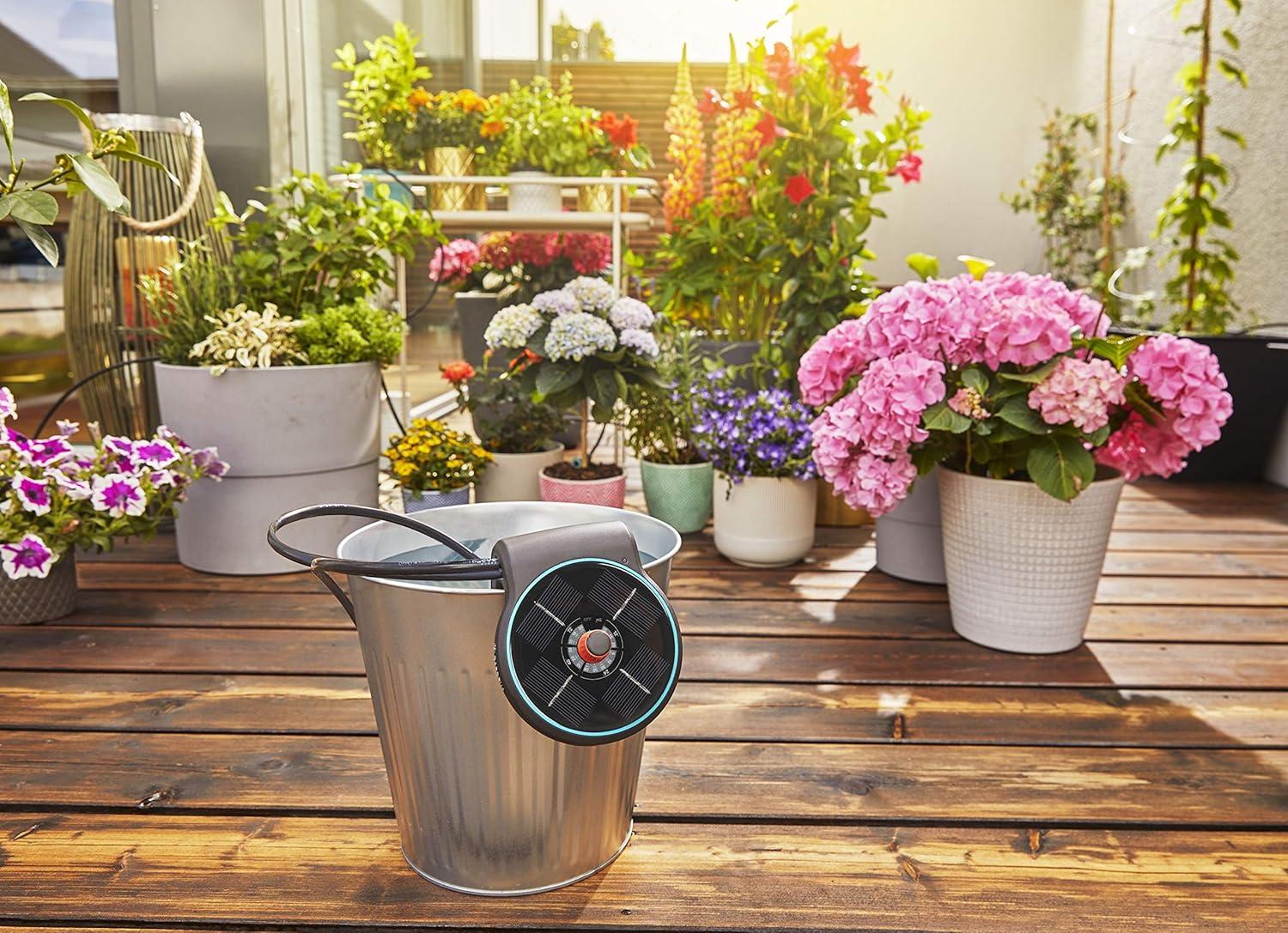 imageArrosoir automatique de vacances pour jardinage urbain Gardena kit darrosage de plantes arrosage de jusqu 36 plantes 126520Kit darrosage Solaire