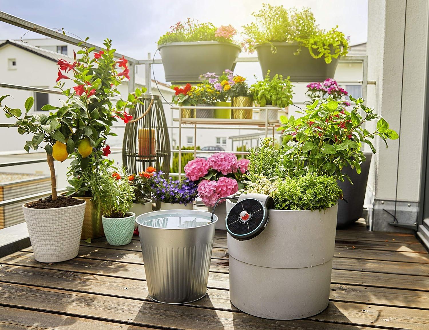 imageArrosoir automatique de vacances pour jardinage urbain Gardena kit darrosage de plantes arrosage de jusqu 36 plantes 126520Kit darrosage Solaire
