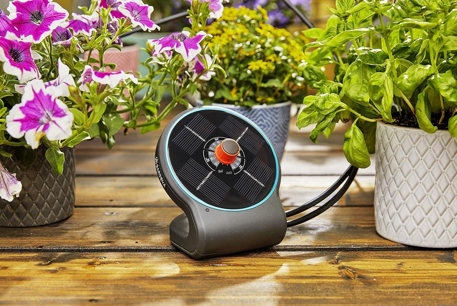 imageArrosoir automatique de vacances pour jardinage urbain Gardena kit darrosage de plantes arrosage de jusqu 36 plantes 126520Kit darrosage Solaire