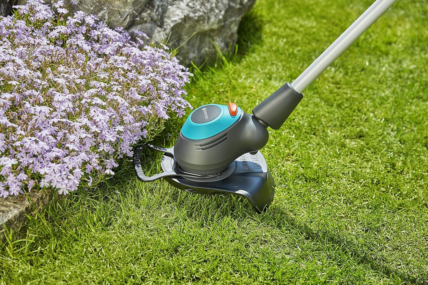 imageCoupebordures lectrique PowerCut 65028 Gardena cercle de coupe 280 mm poigne tlescopique rglable tte de coupe pivotante et articule trier de protection des plantes rabattable 987420 25cm 450W performance