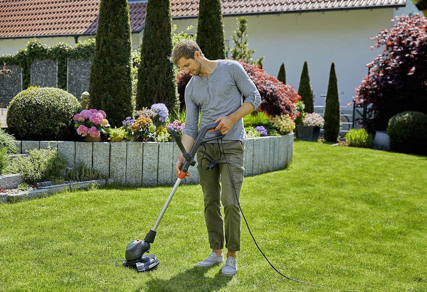 imageCoupebordures lectrique PowerCut 65028 Gardena cercle de coupe 280 mm poigne tlescopique rglable tte de coupe pivotante et articule trier de protection des plantes rabattable 987420 28cm 650W performance