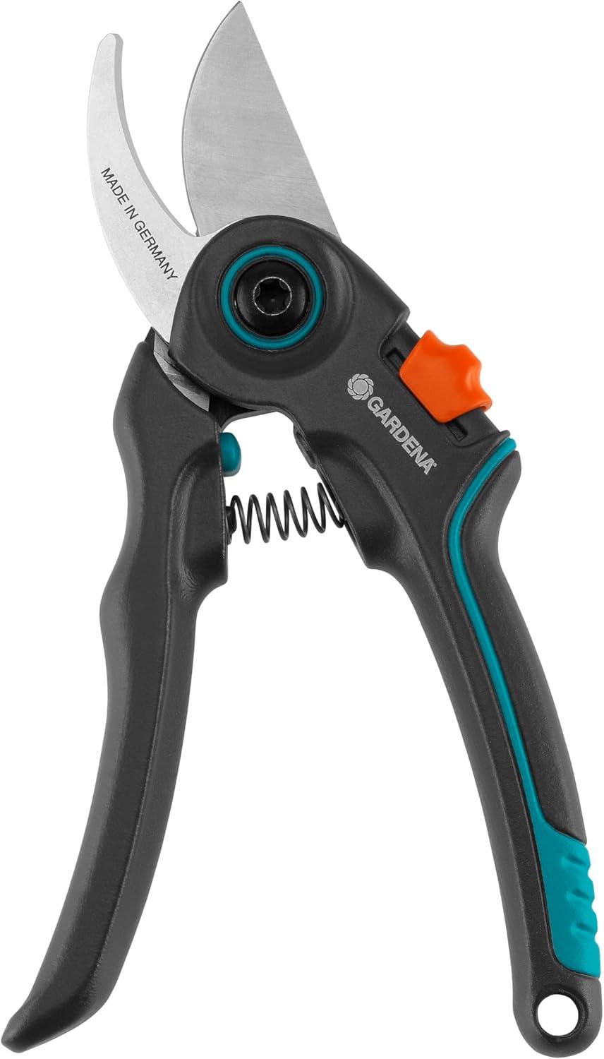 imageGardena Sxe9cateur ExpertCut Sxe9cateur de prxe9cision coupe bypass pour branchesrameauxarbres fruitiers diamxe8tre de coupe max 22 mm deux largeurs de poignxe9e rxe9glables 1220320
