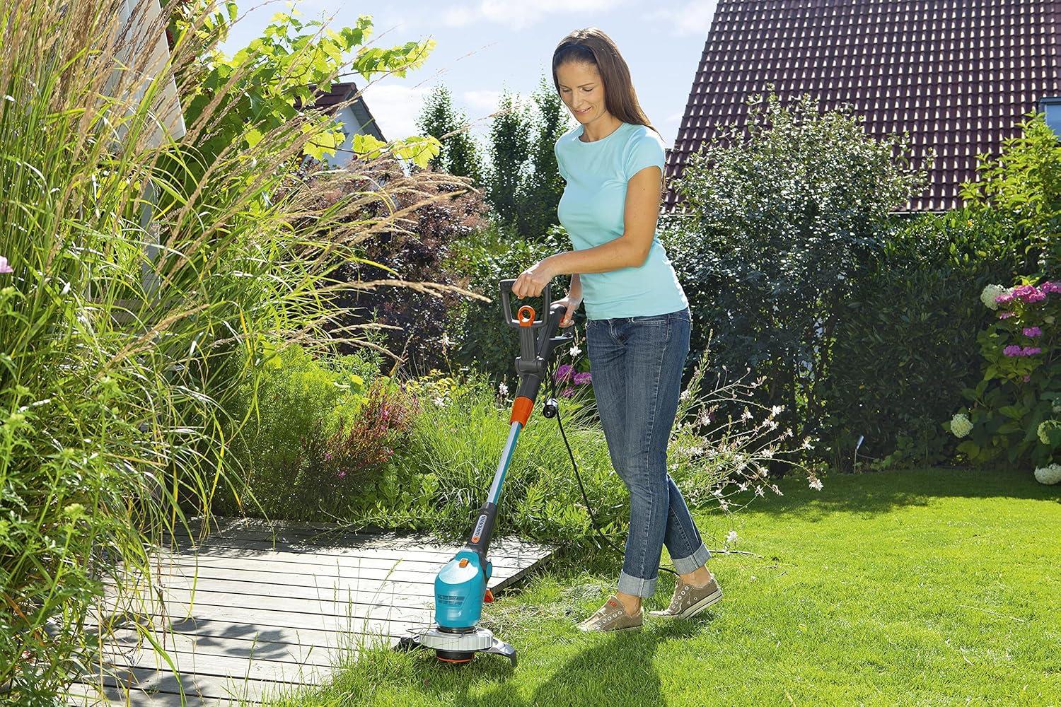imageGardena Couvercle pour CoupeBordures Turbo SmallCut Art n 2401 pice de Rechange Originale Gardena pour la Protection de la tte de Tonte 0532820pour larticle n 9807 9808 9809