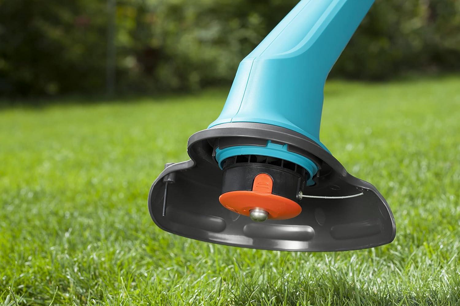 imageGardena Couvercle pour CoupeBordures Turbo SmallCut Art n 2401 pice de Rechange Originale Gardena pour la Protection de la tte de Tonte 0532820pour larticle n 9805 9806 9827