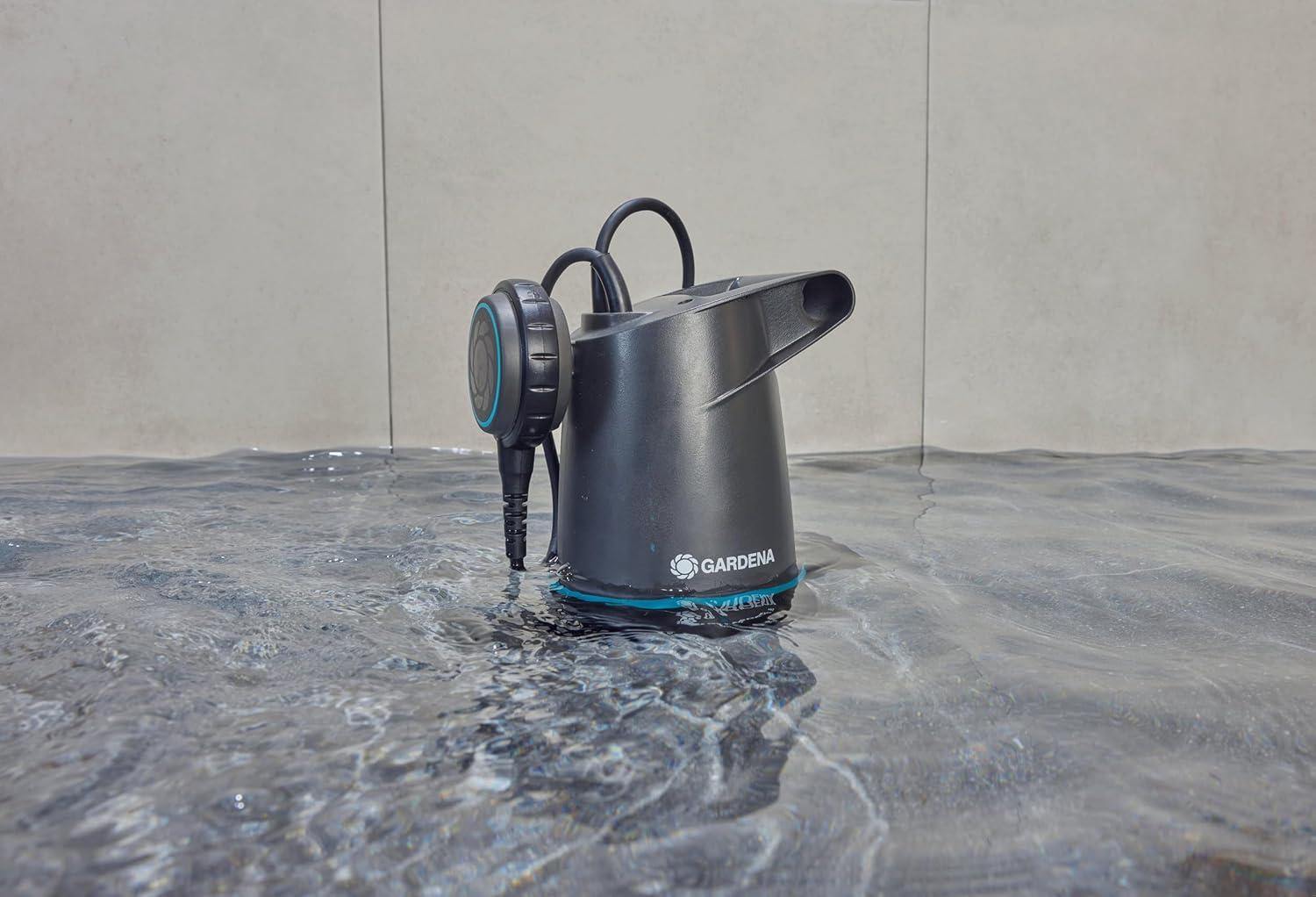 imagePompe submersible pour eau claire GARDENA 2in1 KlarwasserTauchpumpe 20000 BASIC 0901647 20000 lh 9 m