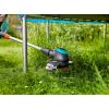 Coupe-bordures électrique PowerCut 650/28 Gardena : à cercle de coupe 280 mm, poignée télescopique réglable, tête de coupe pivotante et articulée, étrier de protection des plantes rabattable (9874-20)(Ø 25cm | 450W performance)