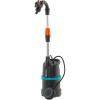 Pompe pour collecteur d’eau de pluie Gardena 4700/2 inox avec câble : pompe immergée, filtre intégré, débit 4 700 l/h, boîtier inox, vanne de régulation pour la quantité d’eau (1764-20)(4.000 l/h – avec câble)